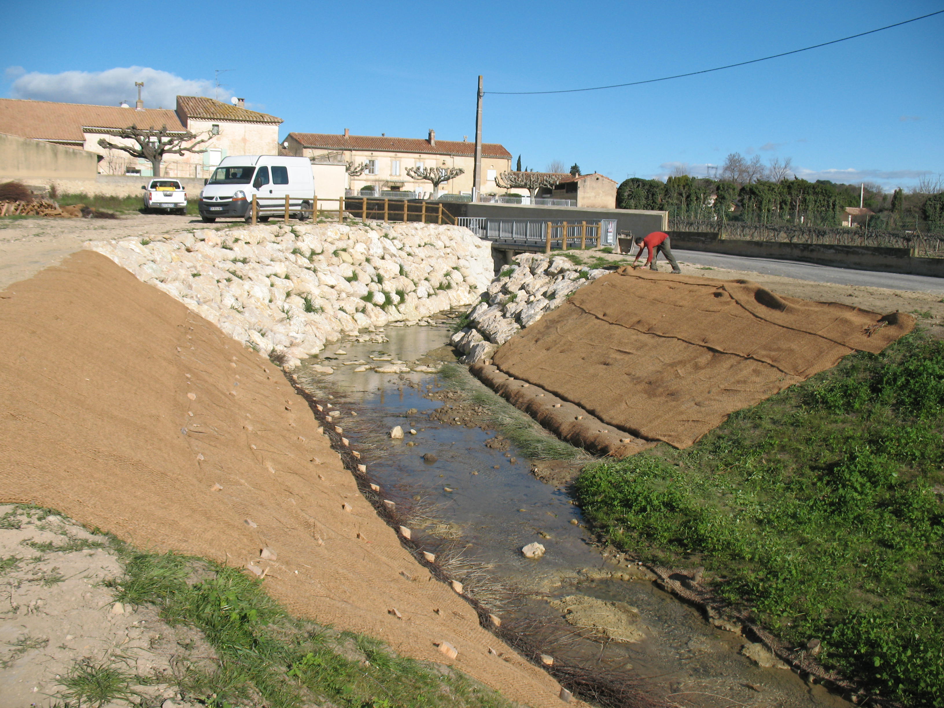 Restauration physique du Briançon à Domazan (© EPTB Gardons)